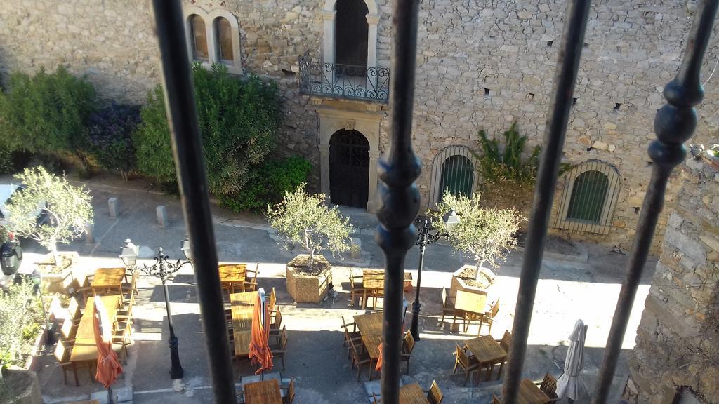 U Castellu Guesthouse アルガジョラ エクステリア 写真